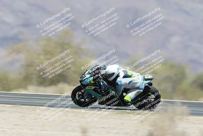 media/Apr-20-2025-CVMA (Sun) [[39090e8767]]/Race 9-Formula LW Twins Shootout/